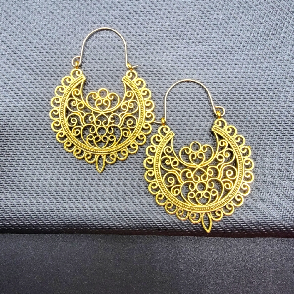 Beautiful Dangling Earrings